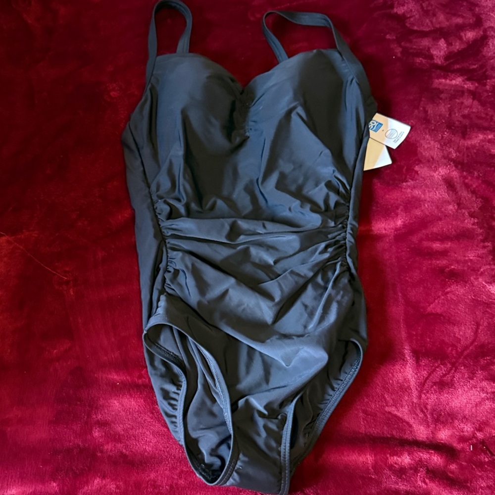 Lands' End Women's Black One Piece Swimsuit NWT